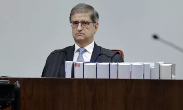 pgr-diverge-da-agu-e-defende-v