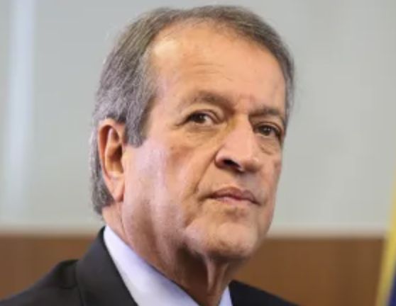 chefes-de-partidos-contrariam-