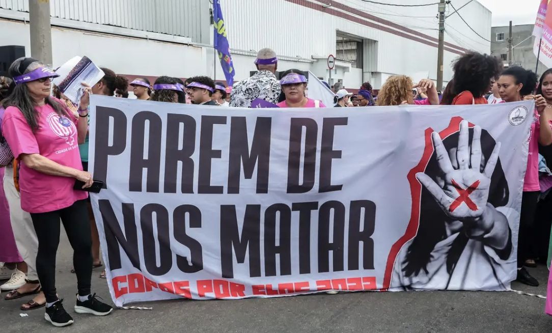 em-vigor-mulheres-sob-protecao
