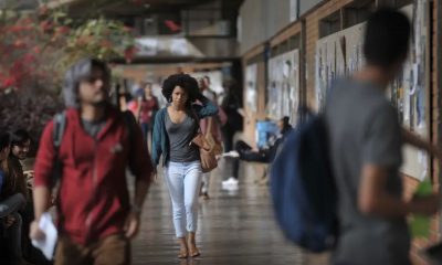 mais-de-54-dos-graduandos-ja-a