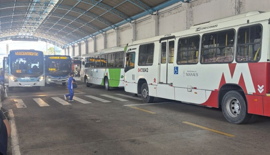 onibus-seguem-com-circulacao-r