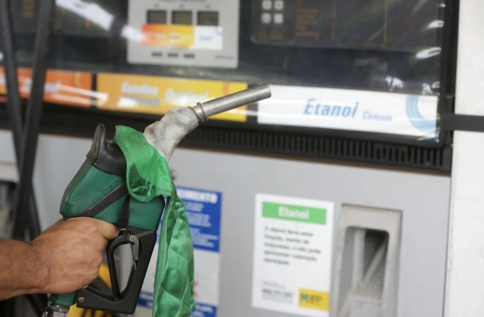 preco-do-etanol-cai-em-17-esta