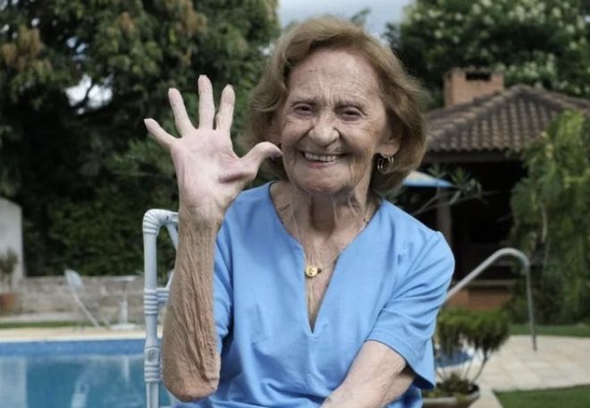 atriz-com-mais-de-60-novelas-l