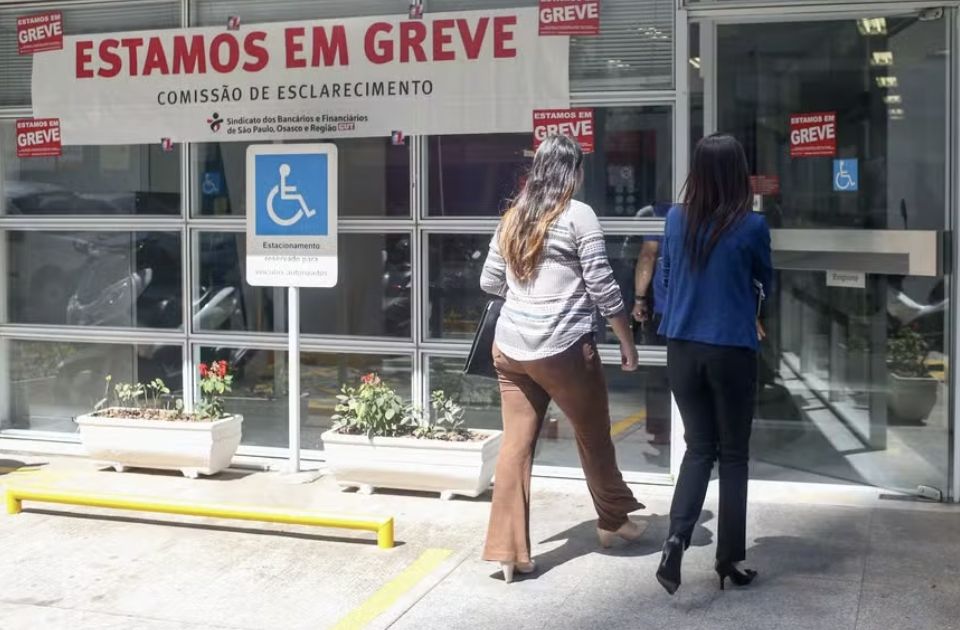 bancarios-farao-paralisacao-de