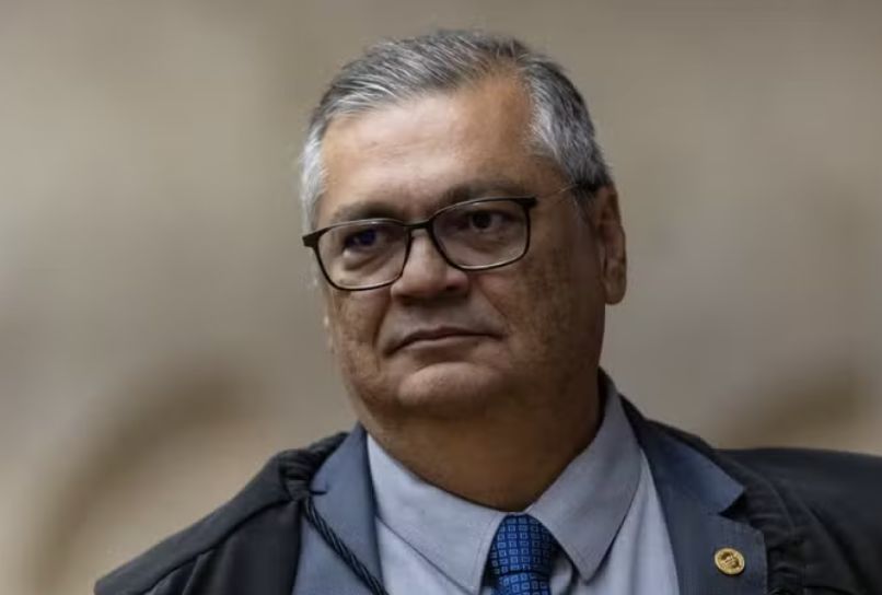 dino-aciona-pf-apos-tcu-aponta