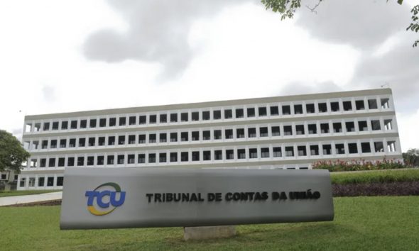 tcu-libera-uso-de-dinheiro-esq