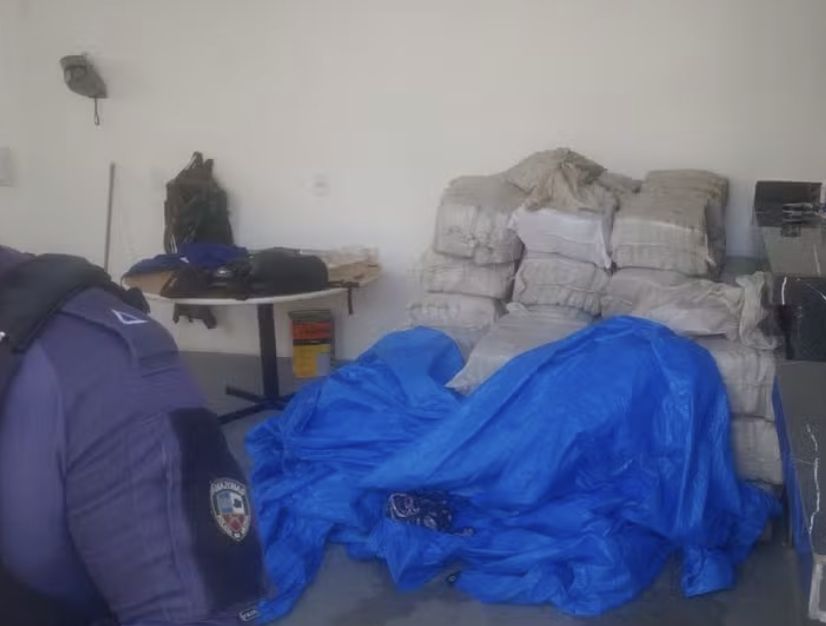 mais-de-duas-toneladas-de-drog